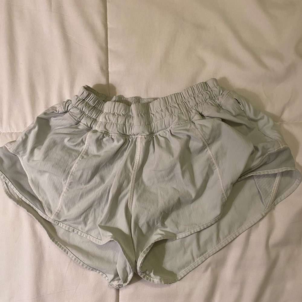 White lululemon hottie hot shorts
